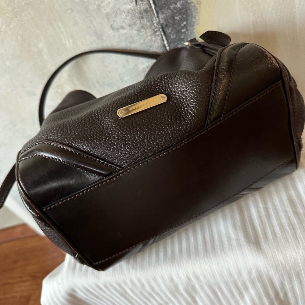 BURBERRY Brown Grained Leather Canterbury w/ House Check Bag - Picture 10 of 17